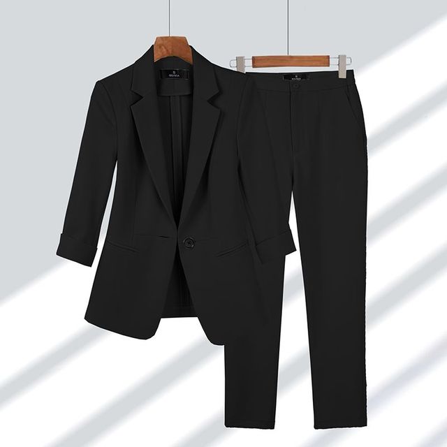 Stilvolles Blazer-Hosen-Set mit Frontknöpfen