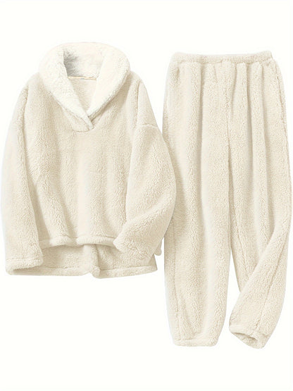 Pullover und Hosen-Pyjama-Set für Frauen