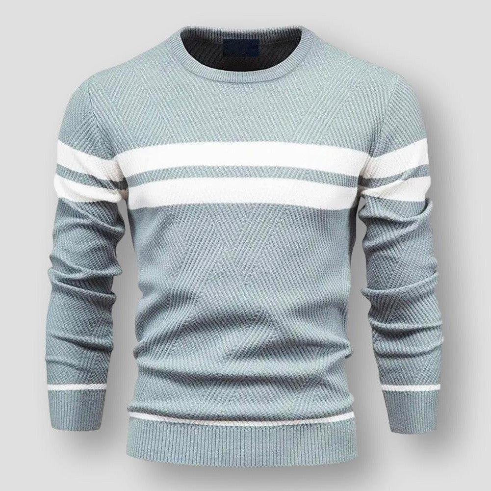 Trendiger gestreifter Strickpullover