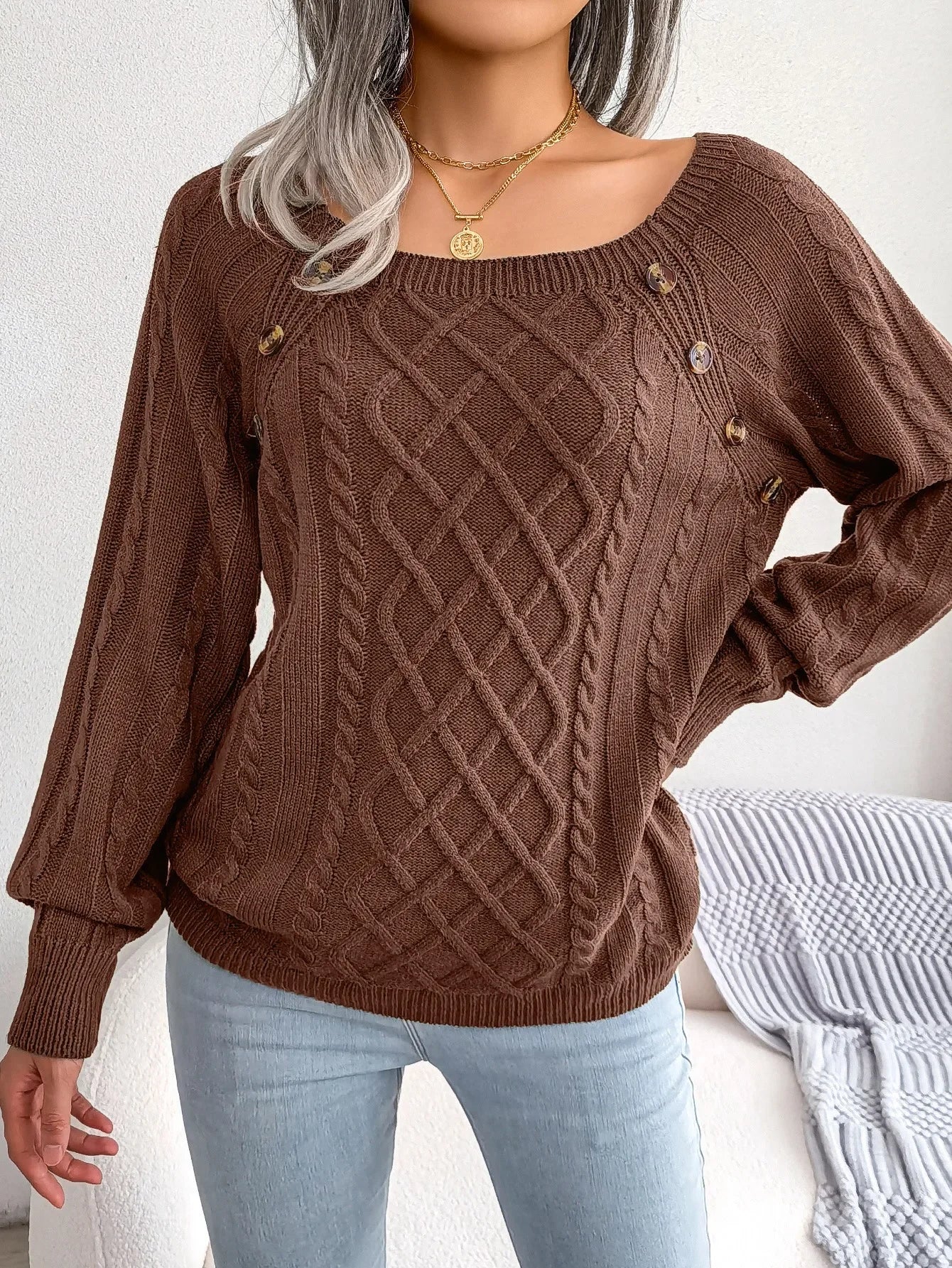 Eleganter Zopfstrickpullover für Frauen - zeitloser Stil