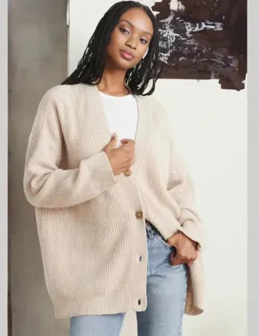 Luxuriöse Weste mit Kaschmir-Feeling - Die ultimative Strickjacke zum Überziehen