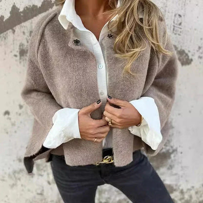 Trendige und gemütliche cropped Jacke für Damen